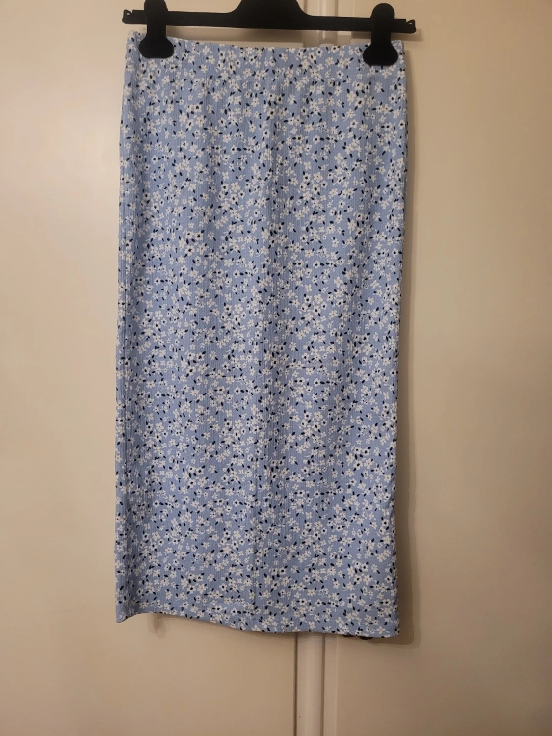 Blommig blå långkjol från 157