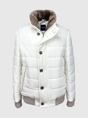 Barba Napoli Fur jacka - | Säljer en helt ny Barba Napoli jacka i riktigt sällsynt design. Finns ej att hitta någon annanstans. | Storlek: 50/Large | Hör av dig vid frågor eller funderingar.