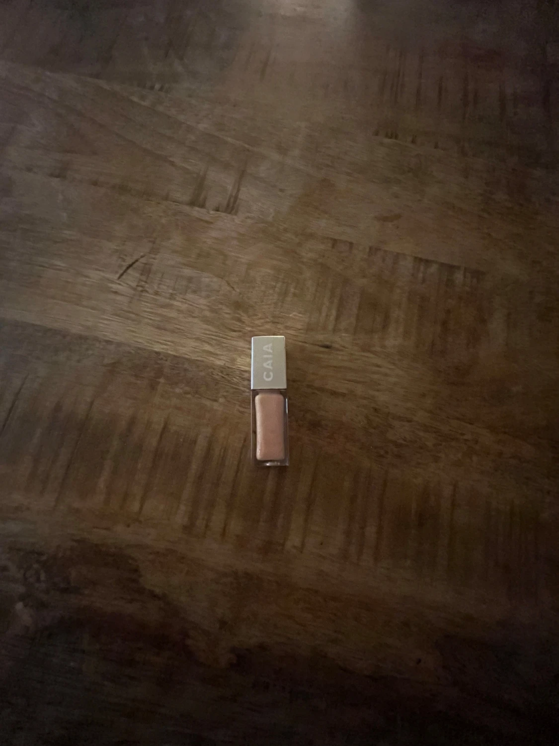 CAIA nude shimmer läppglans - 3