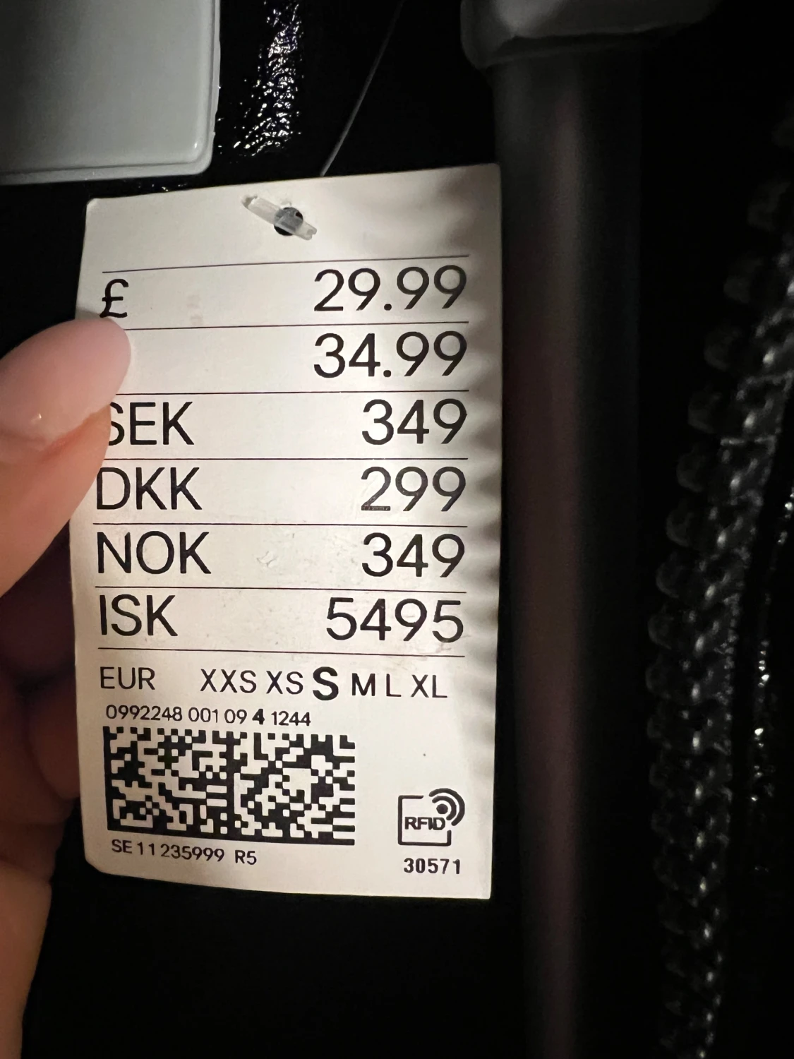 Svart dunväst från H&M - 2