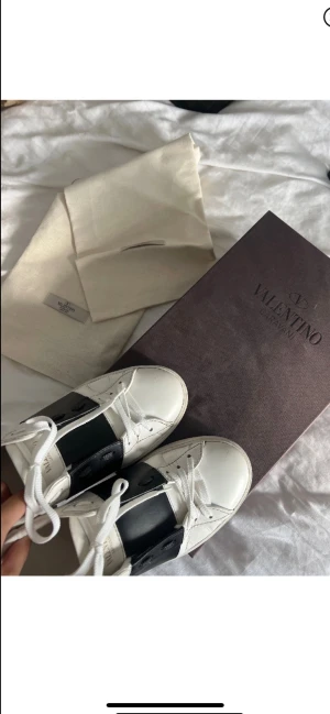 Valentino - Säljer mina Valentino skor. Alla äkthets bevis medföljer❤️