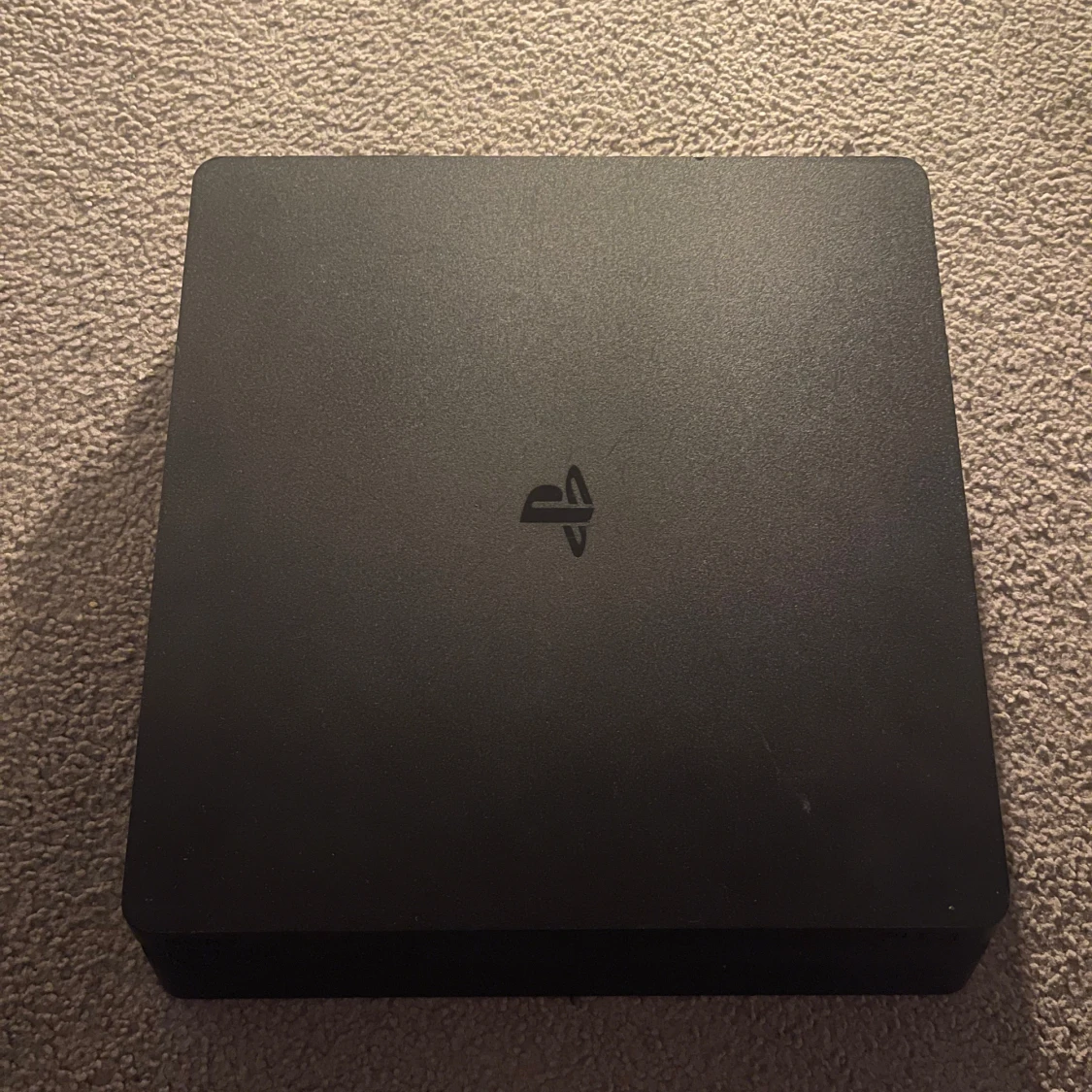 PlayStation 4 Slim