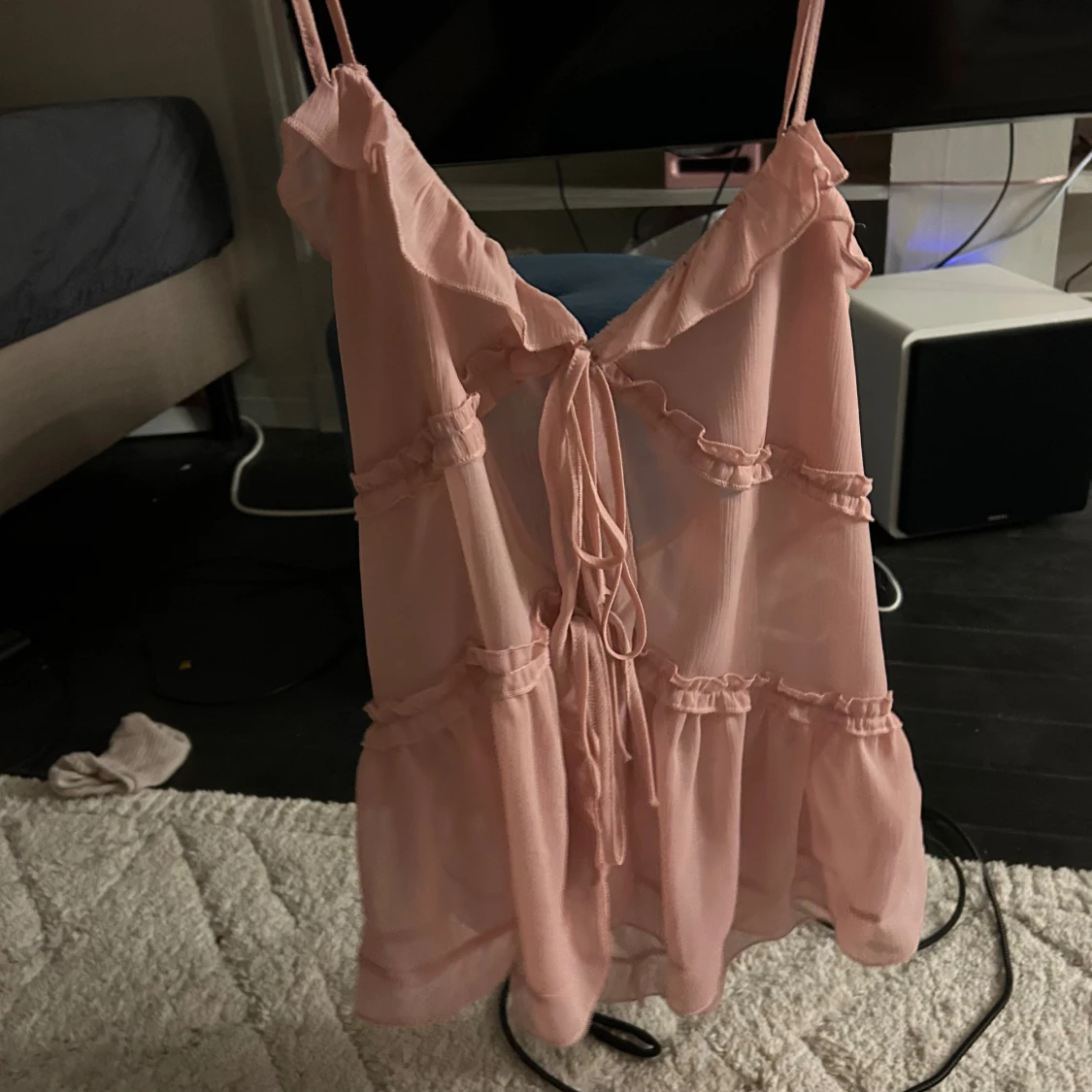 Rosa volangtop med snörning