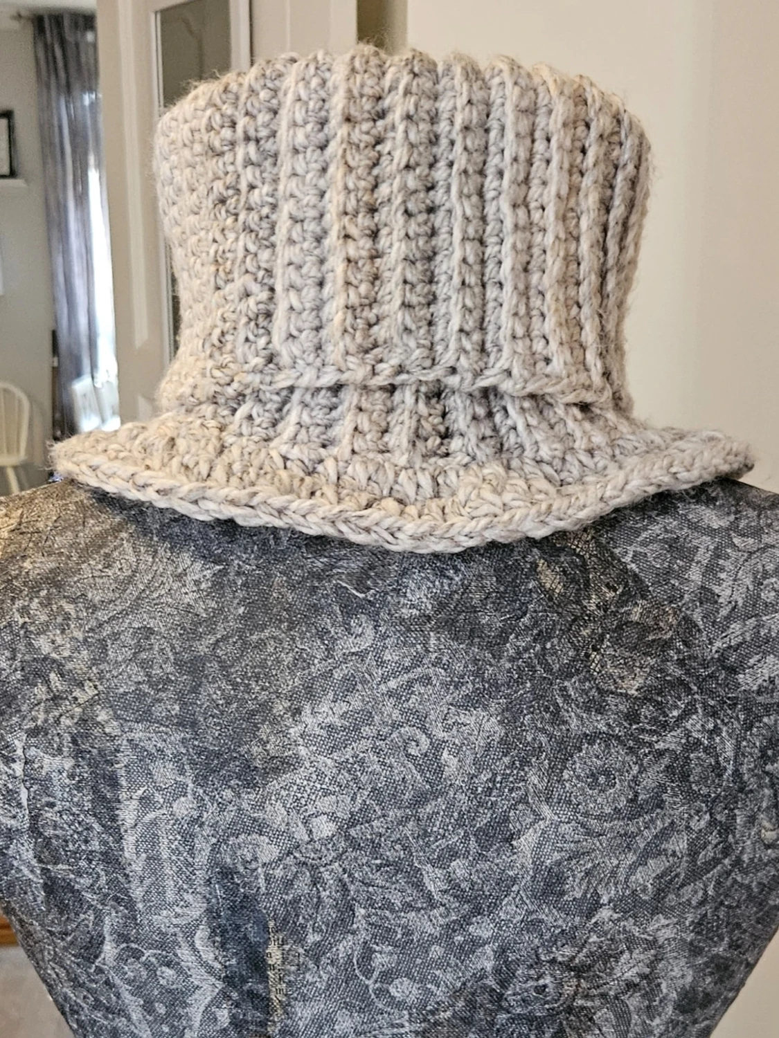 Grå/Beige virkad polokrage - 2