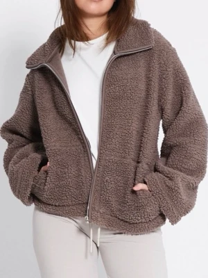 Brun teddyjacka  - Jacka i storlek S från lager 157. Fint skick.