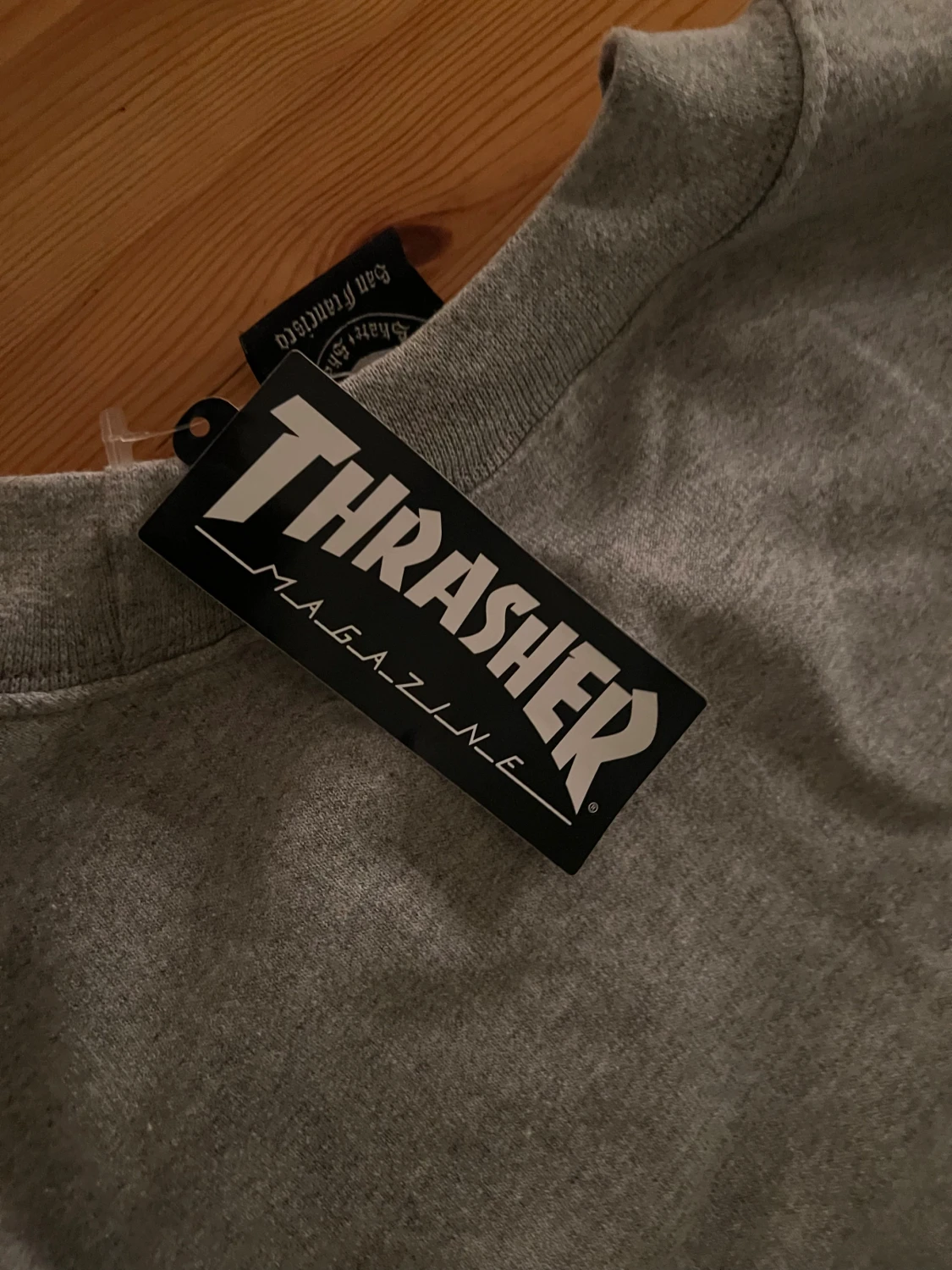 Grå Thrasher sweatshirt. (GE PRISFÖRSLAG) - 2