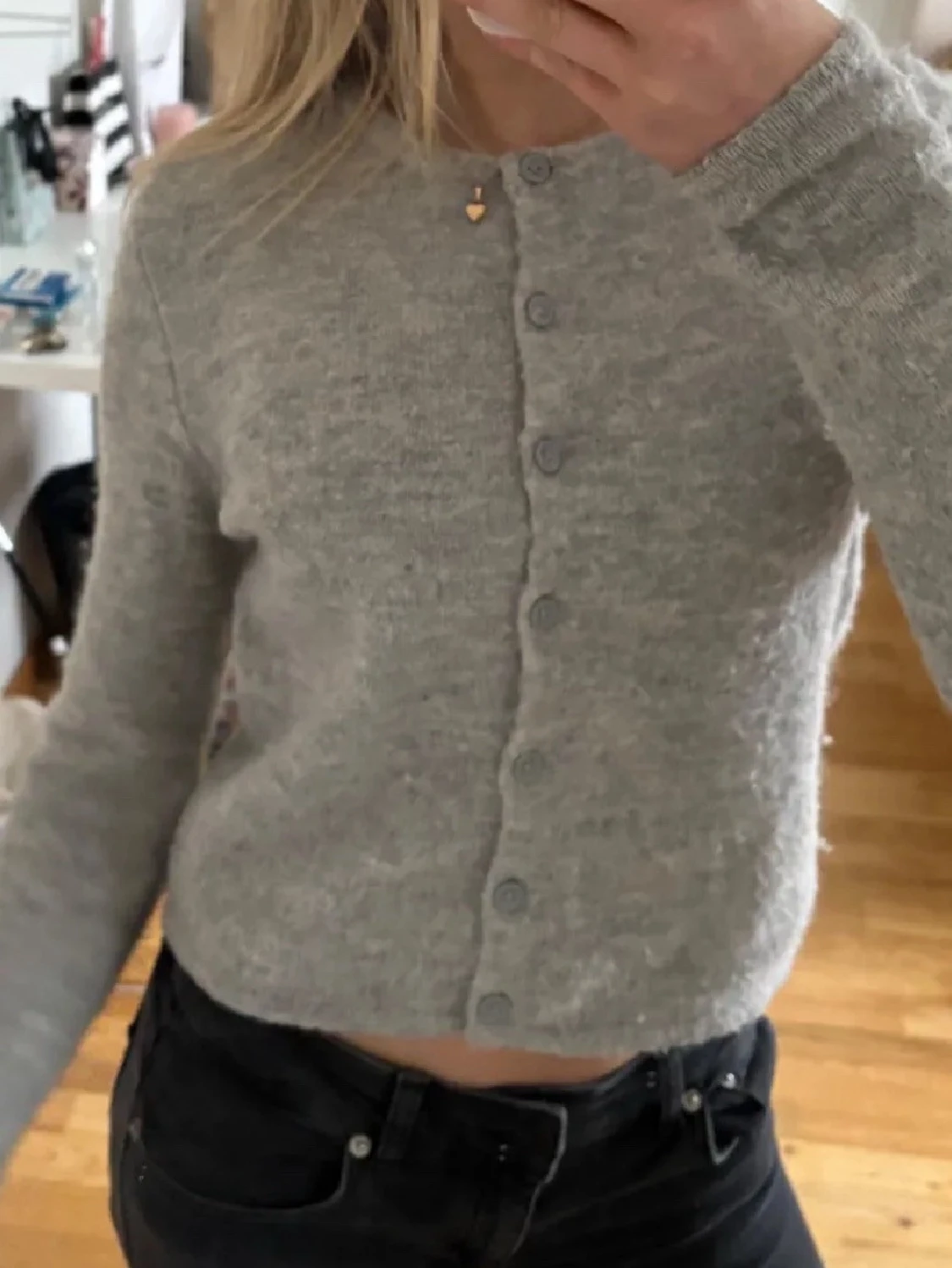 Grå kofta från Gina Tricot - 1