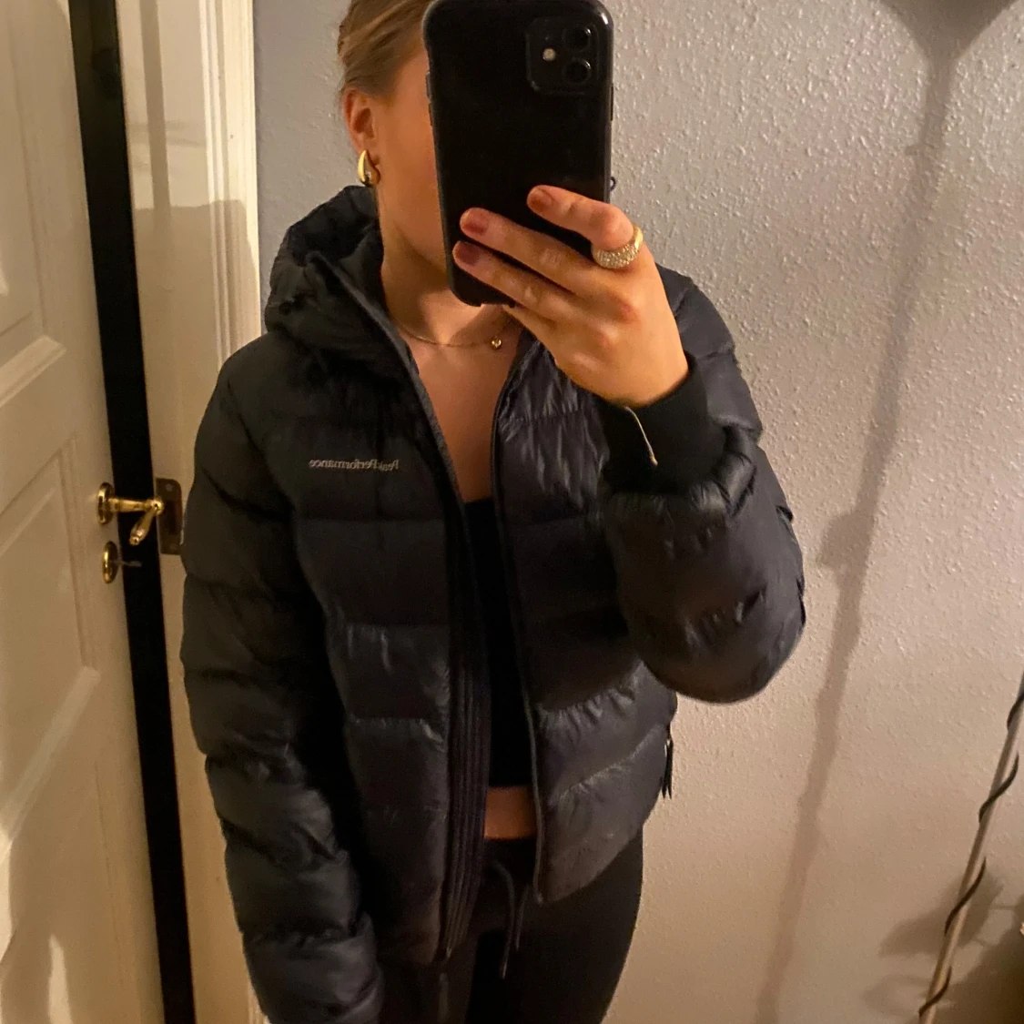 Svart pufferjacka från Peak Performance - 90