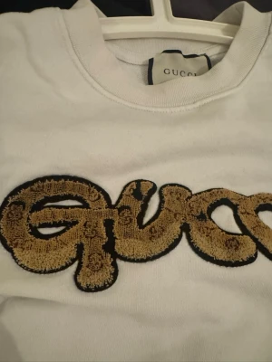 GG Tröja - GG sweatshirt unik och stilig till billigt pris