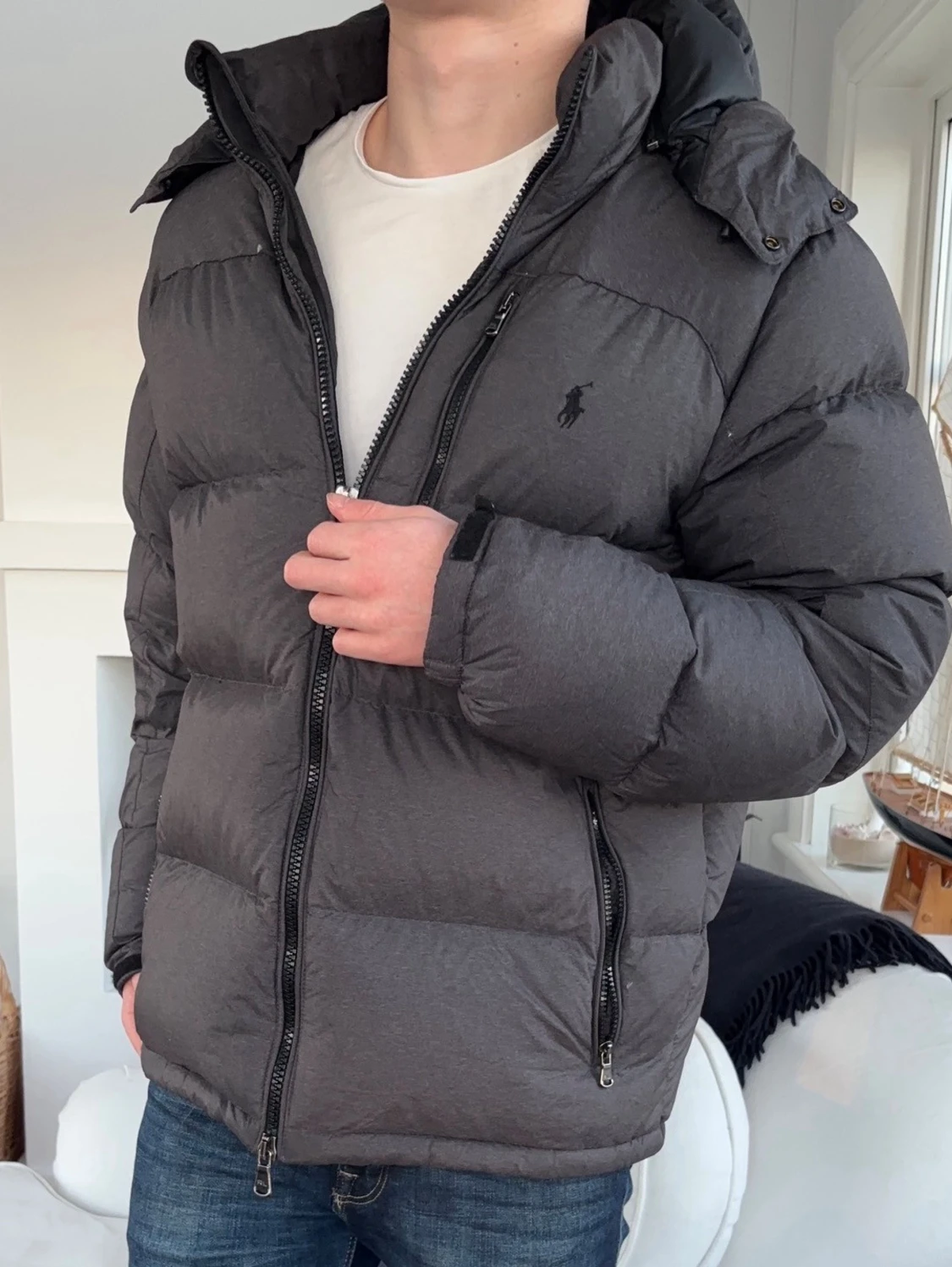 Mörkgrå pufferjacka från Polo Ralph Lauren