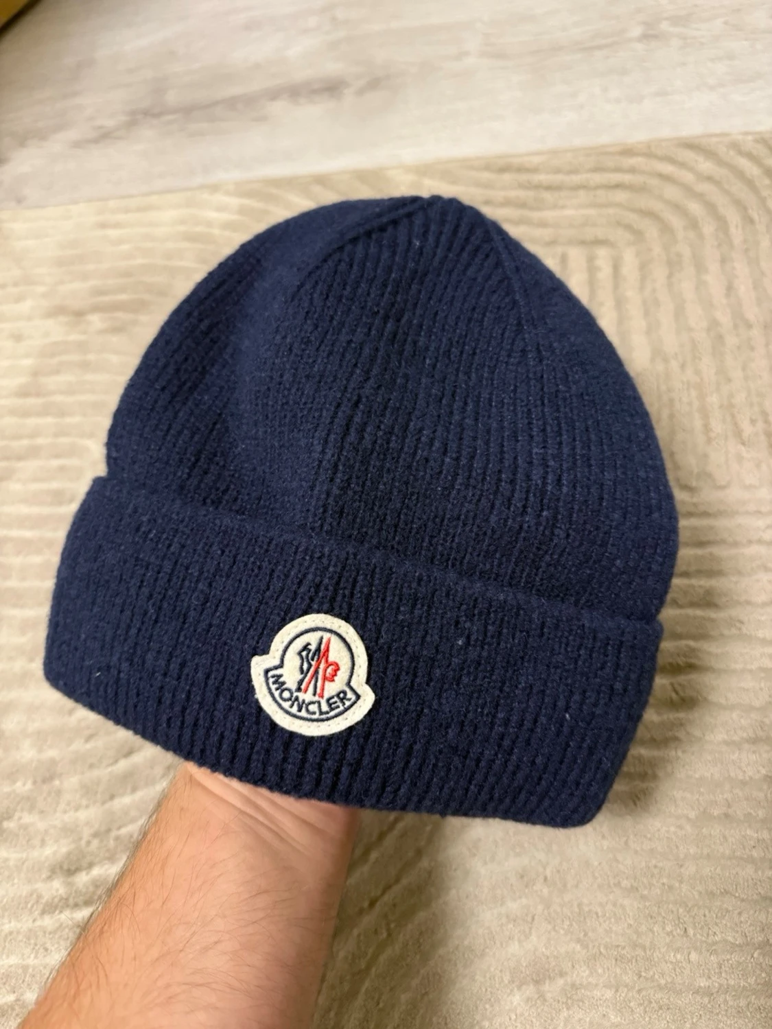 Marinblå Moncler mössa i ull - 1