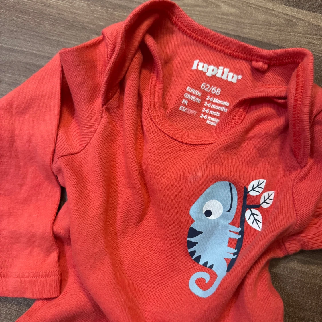 Röd långärmad body - 1