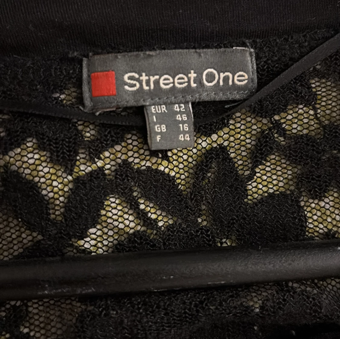 Svart spetskofta från Street One - 2