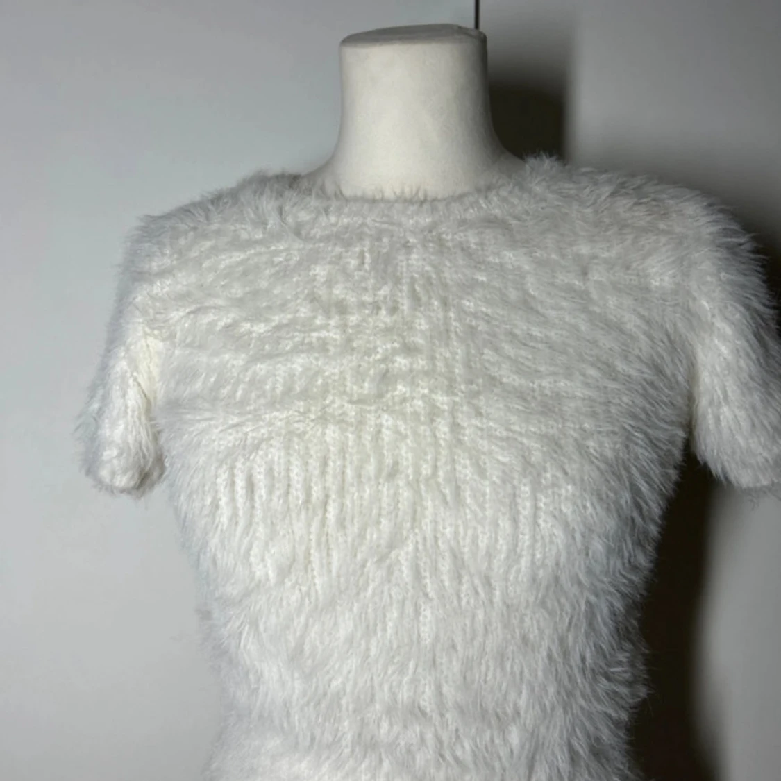 Fluffig kortärmad stickad tröja Zara  - 2