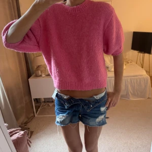 Stickad T-shirt 💗 - Från Zara, finns inte längre 💗💗💗