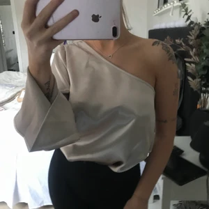 Tröja - Helt ny tröja! Storlek s