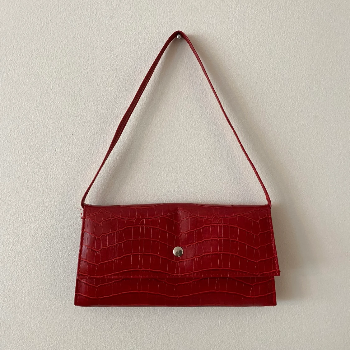 Röd axelväska❤️