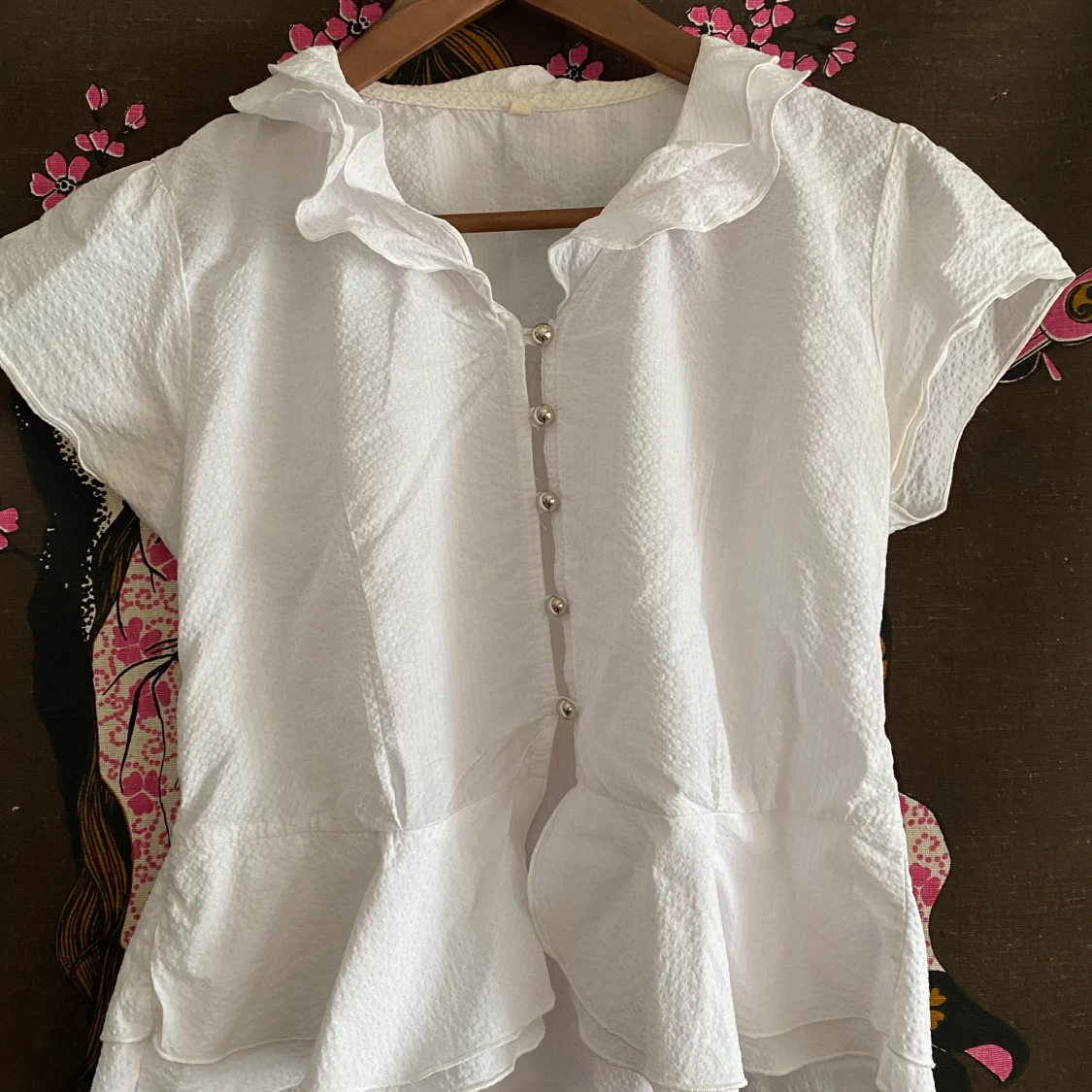 Vintageblus 60-70tal i vitt 