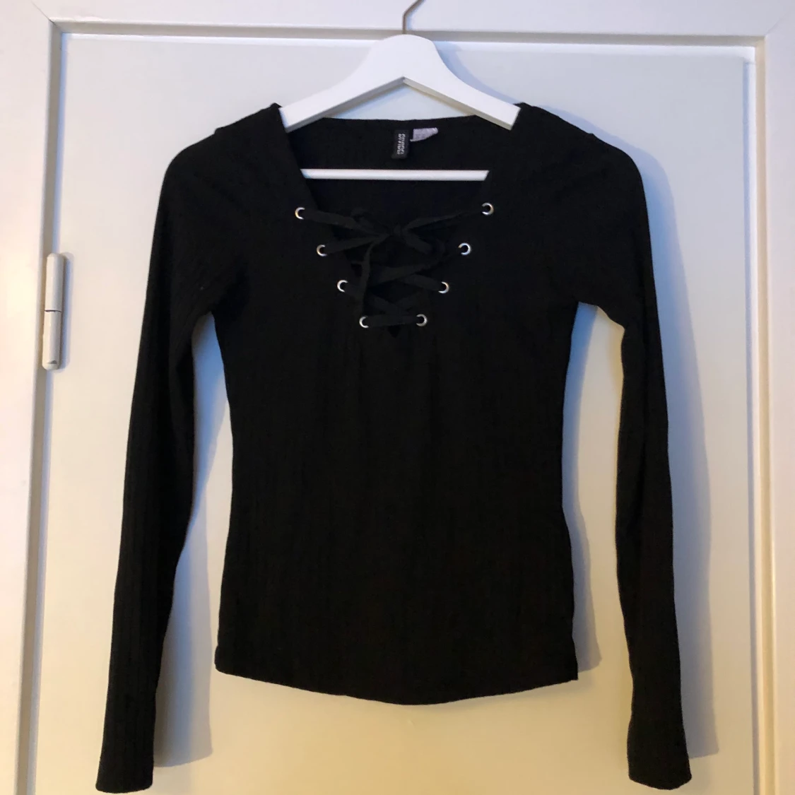 Svart tröja från hm - 90