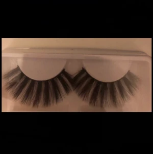 Fransar/lashes  - Fylliga fransar, 15 mm Möts upp 🌸 Finns även fler☺️☺️