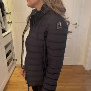 Parajumpers jacka - Parajumper vindjacka (höst /vår)  bra skick.  