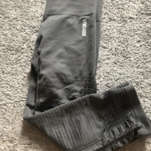 Gymshark 3/4 leggings - Storlek M, i fint skick. Använda 1 gång😊 gratis frakt