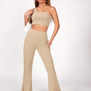 Set i XXS - Jättefint set i XXS passar även xs och s men aldrig använt!❤️