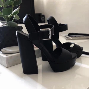 Skor - Använda under min studentbal, fint skick! 