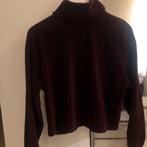 S - Säljer min fina tröja från bershka