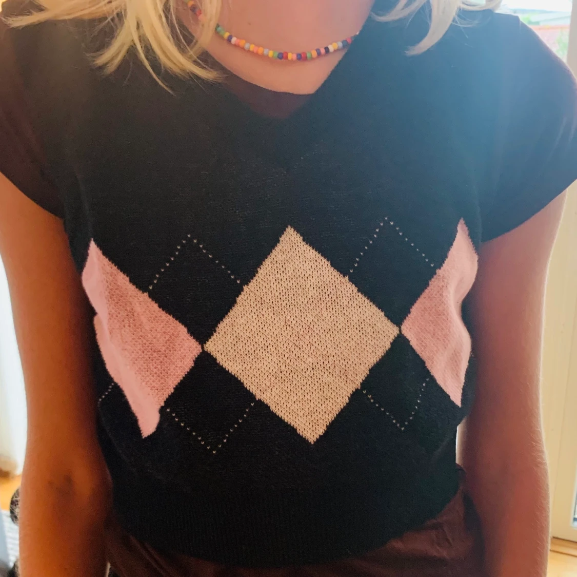 Oanvänd svart väst strl 140