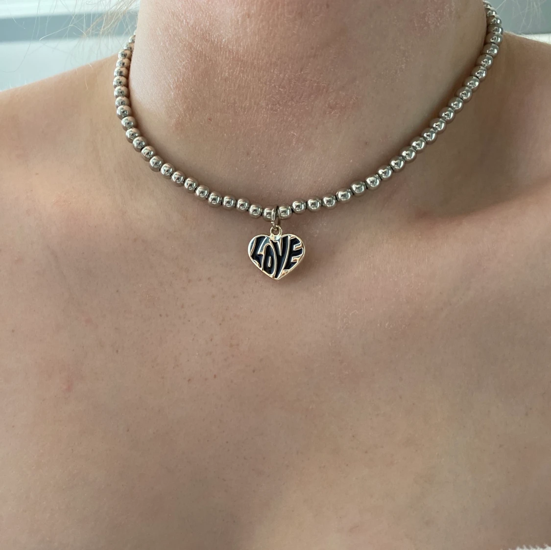 Handgjort halsband  - 91