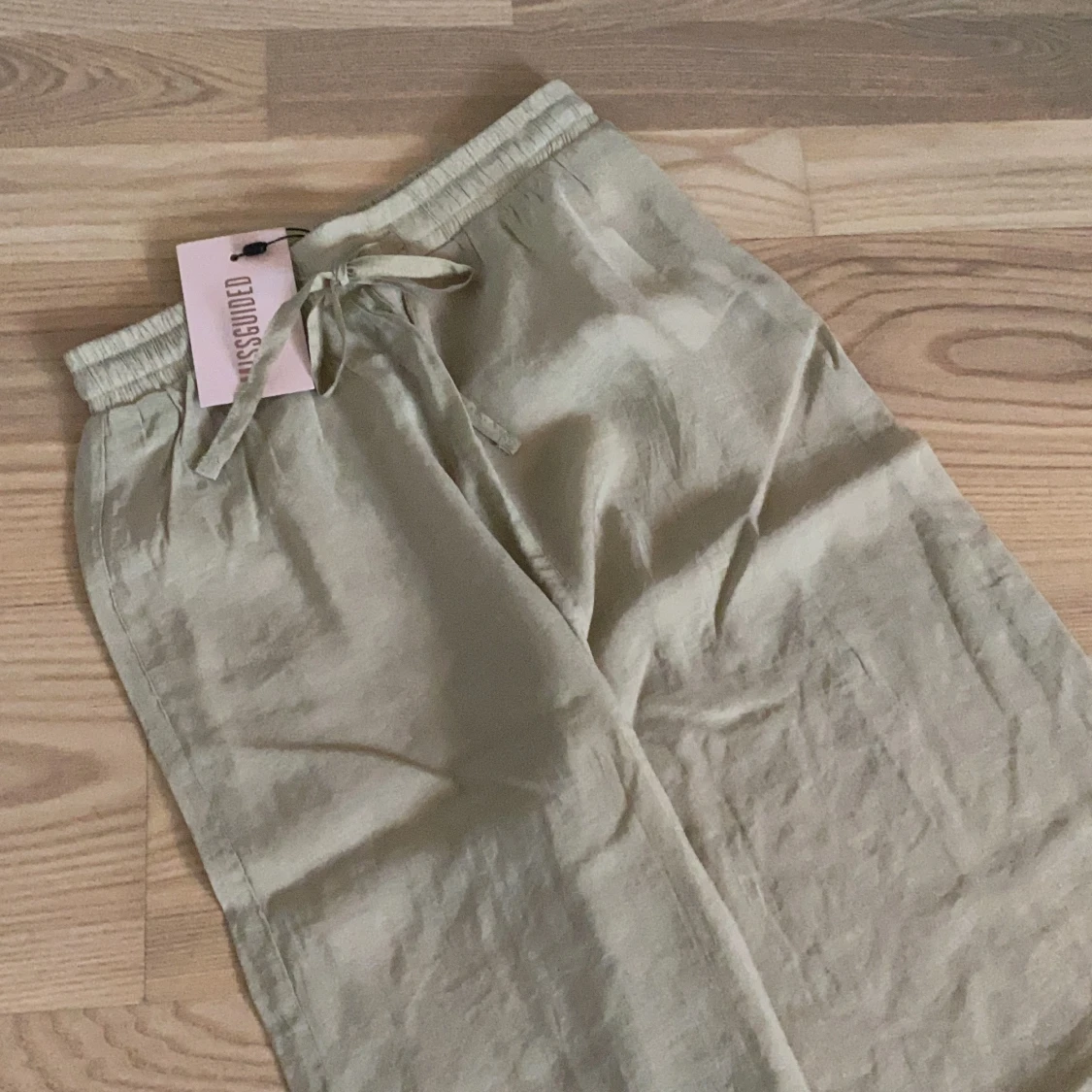 Linnebyxor oanvända  - 90