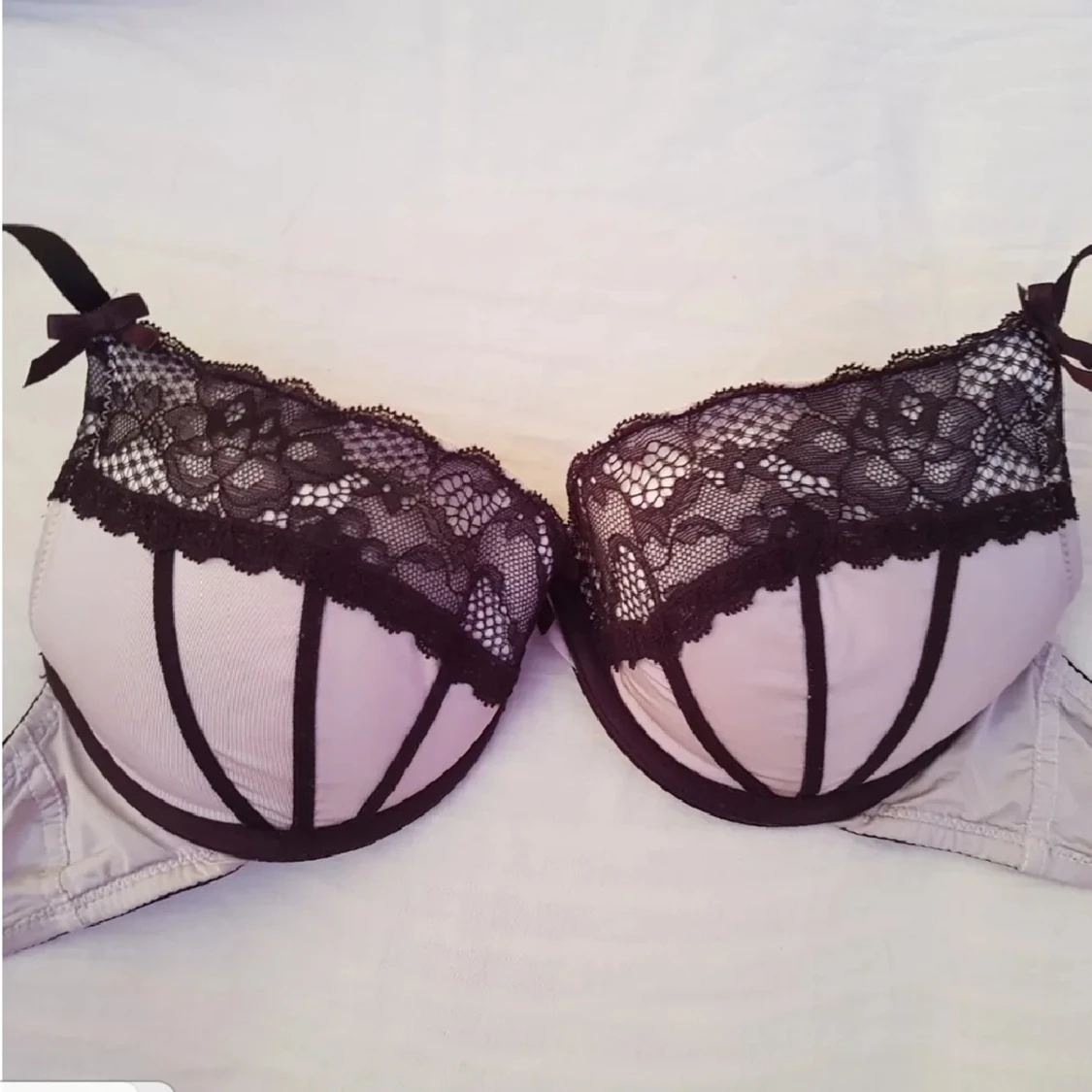 Svartvit BH 