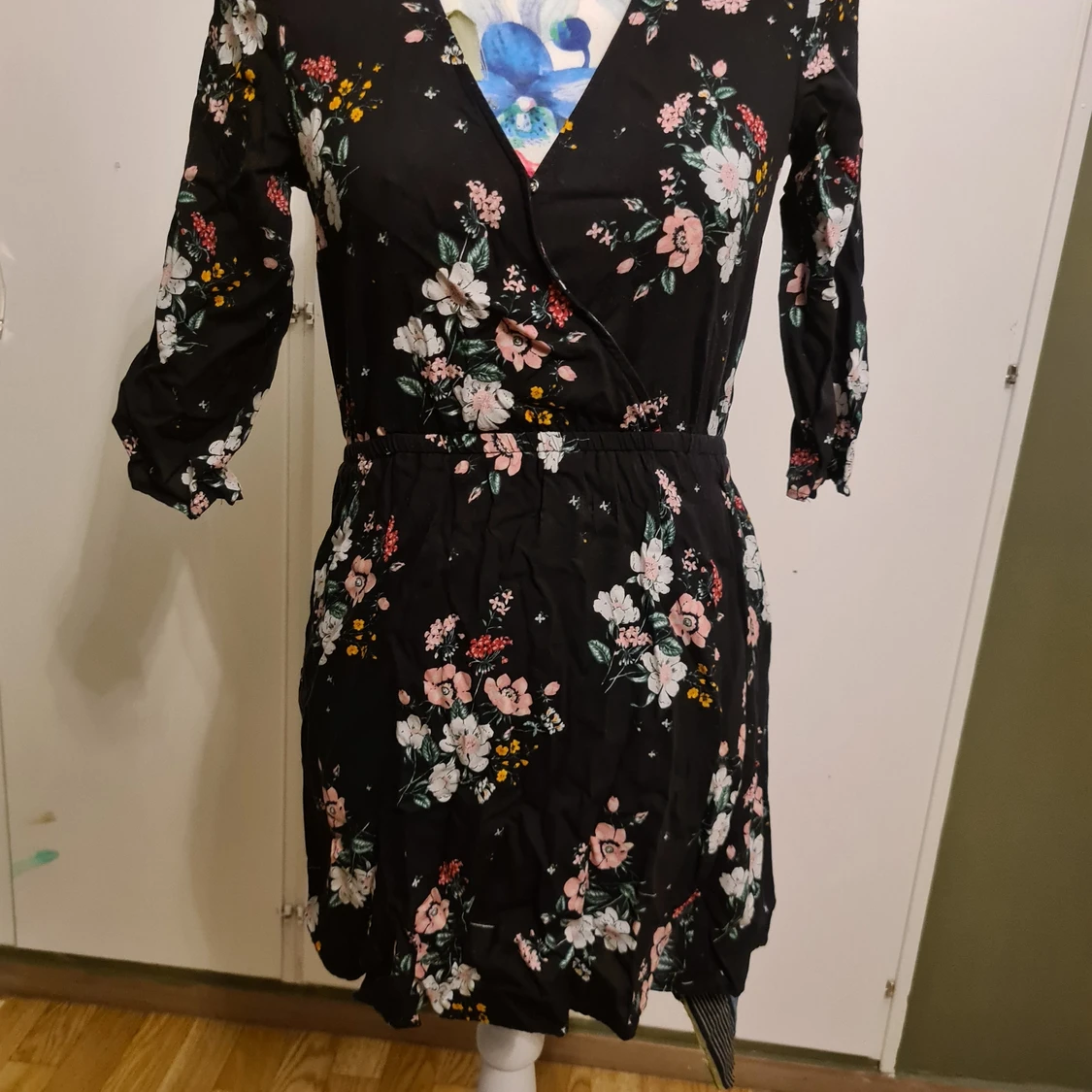 Blommig klänning - 90