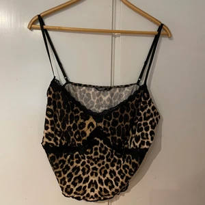 Leopard linne från Shein  - Kort linne från Shein, liten i storlek. Oanvänt. 