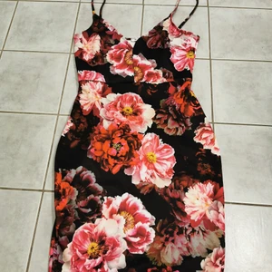 Klänning  - Från nelly. Storlek s 