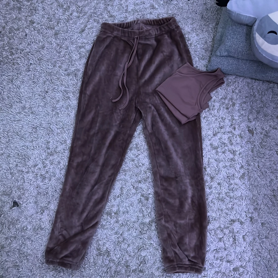 Mjuka sett storlek S på båda  - 90