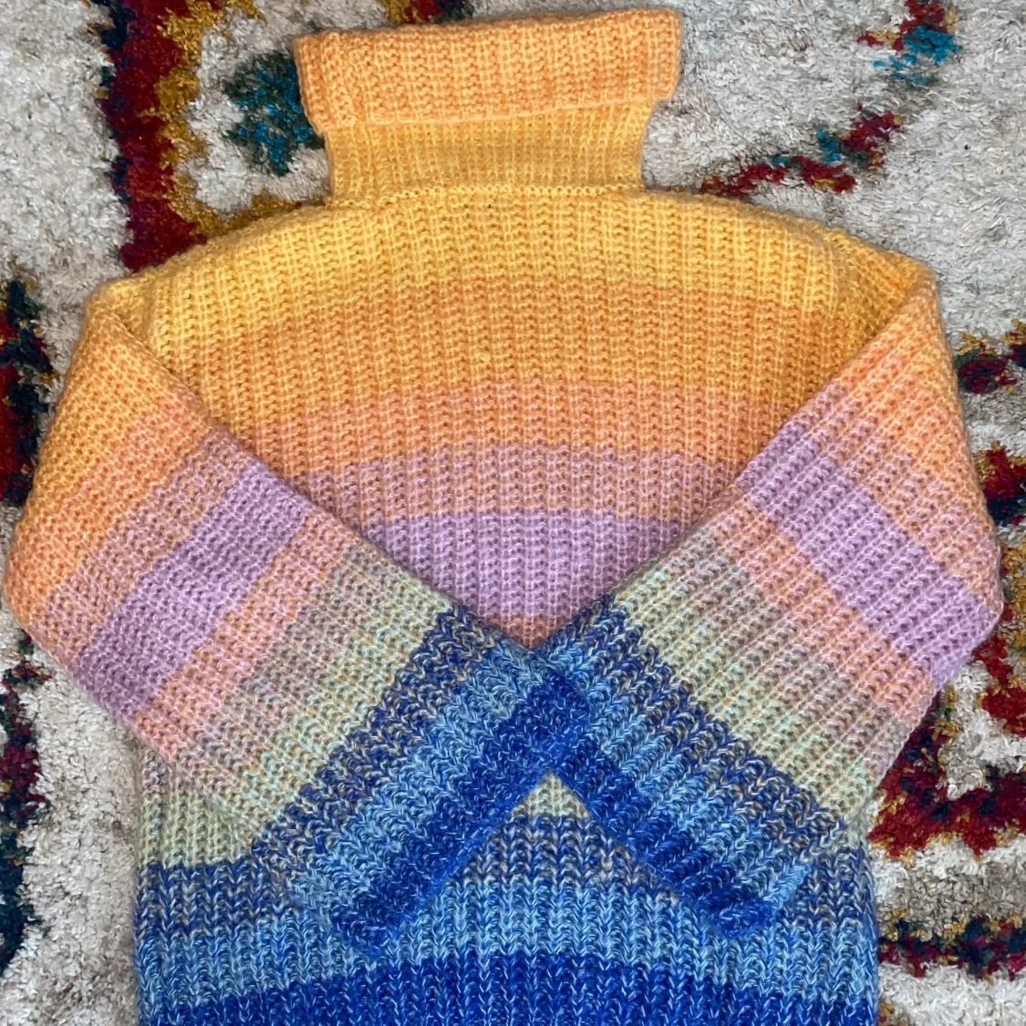 Stickad polotröja 