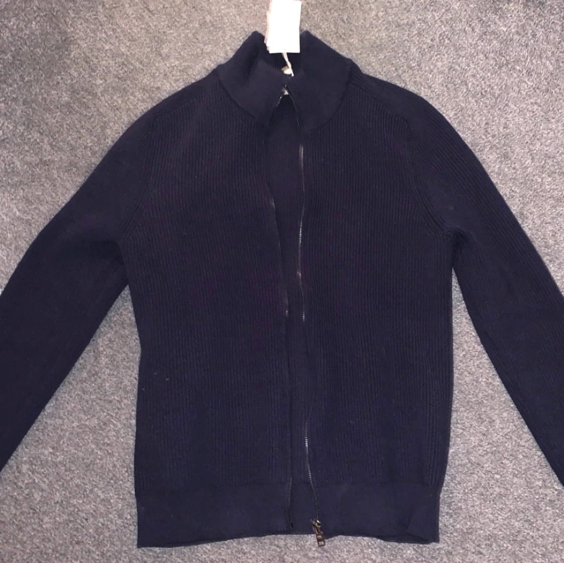 Ribbad Cardigan med Perkinskrage