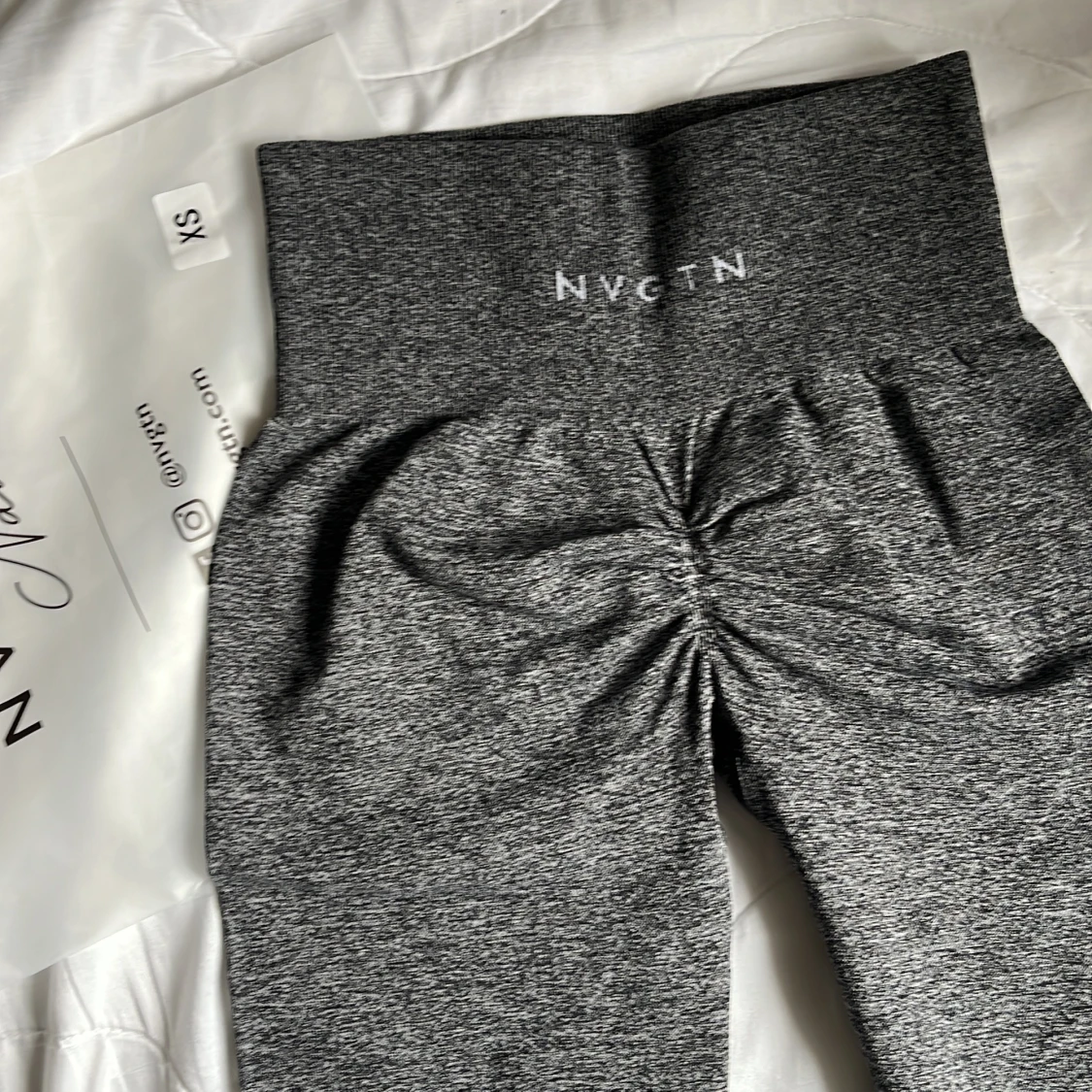 Nvgtn scrunch tights storlek xs - 90