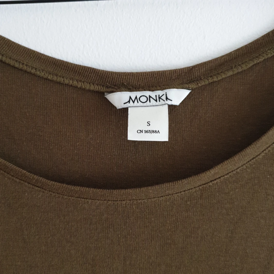 Topp Monki storlek S oversize - 90