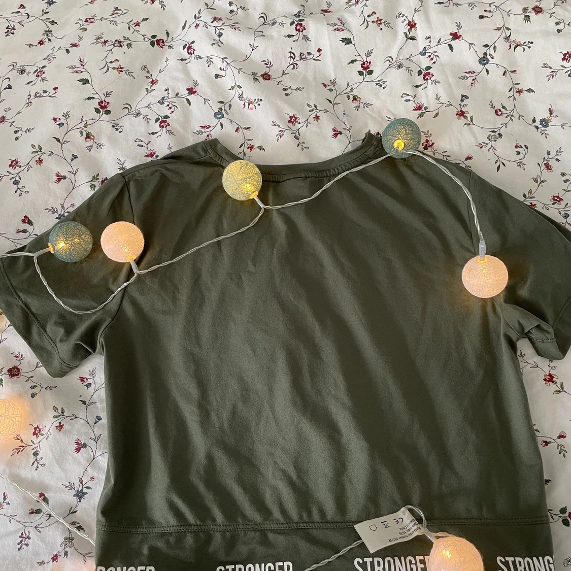 STRONGER TRÖJA XS - 90