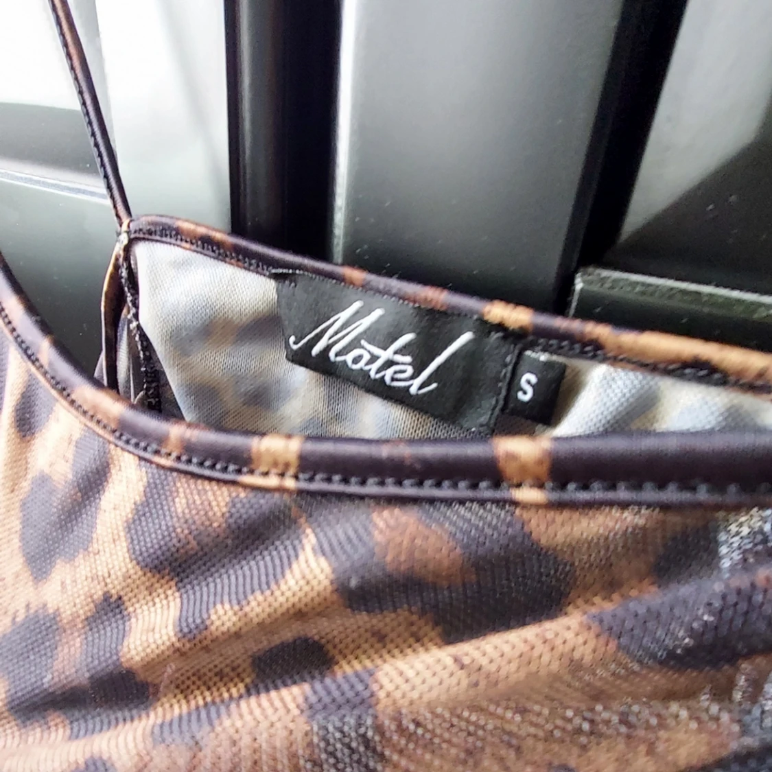 Klänning leopard  - 91