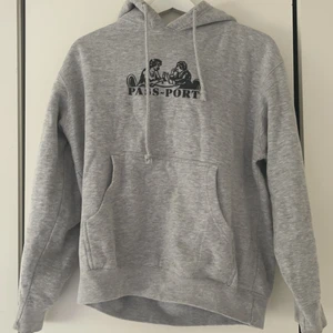 Pass-port huvtröja  - Fint skick!🧡