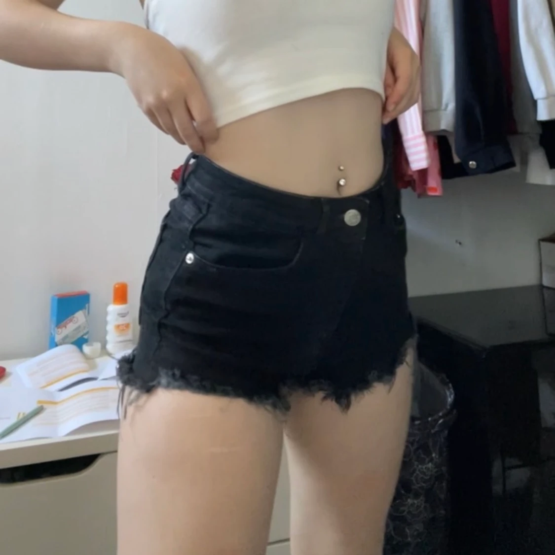 Svarta jeans shorts - 91