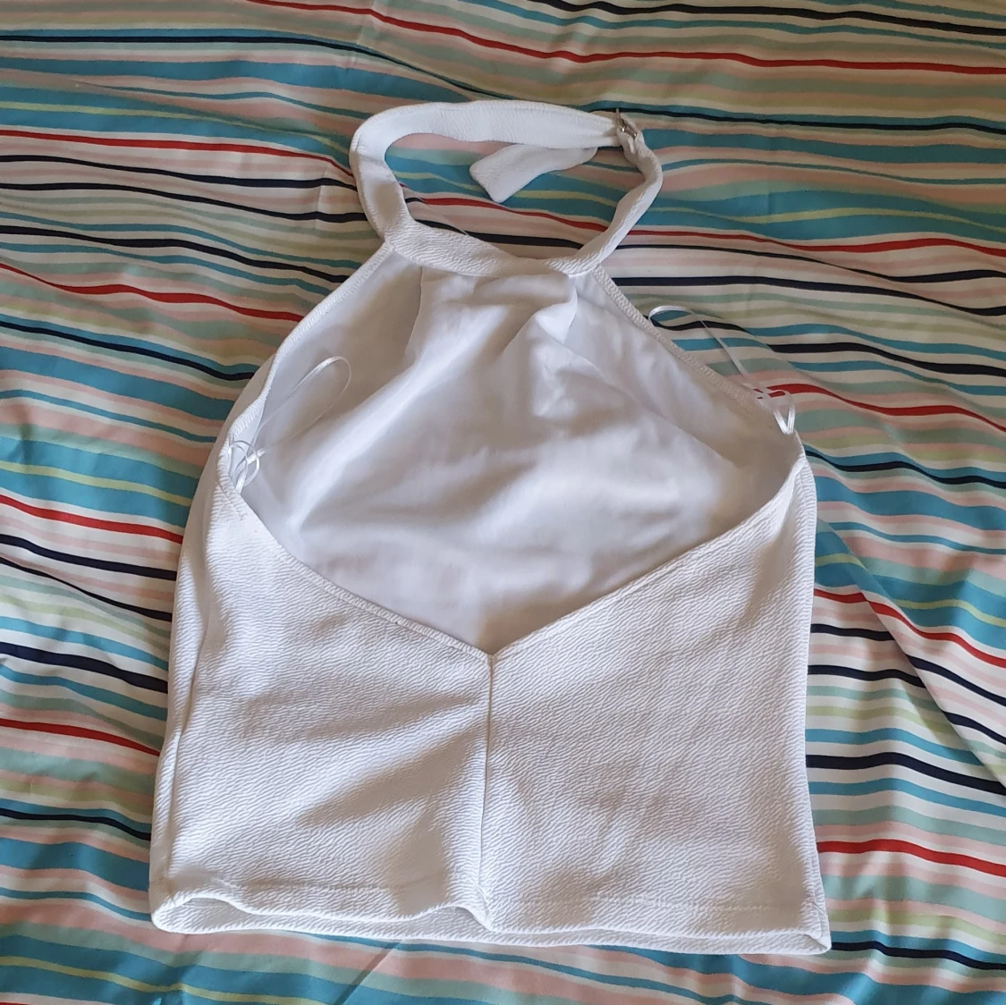 Open rygg vit topsI  - 90