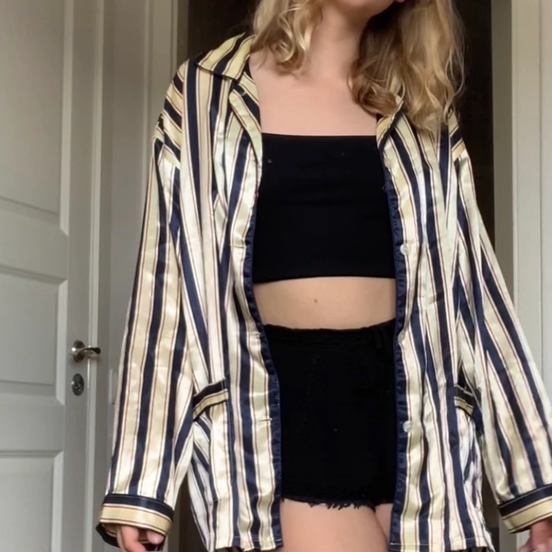 Randig pyjamasskjorta