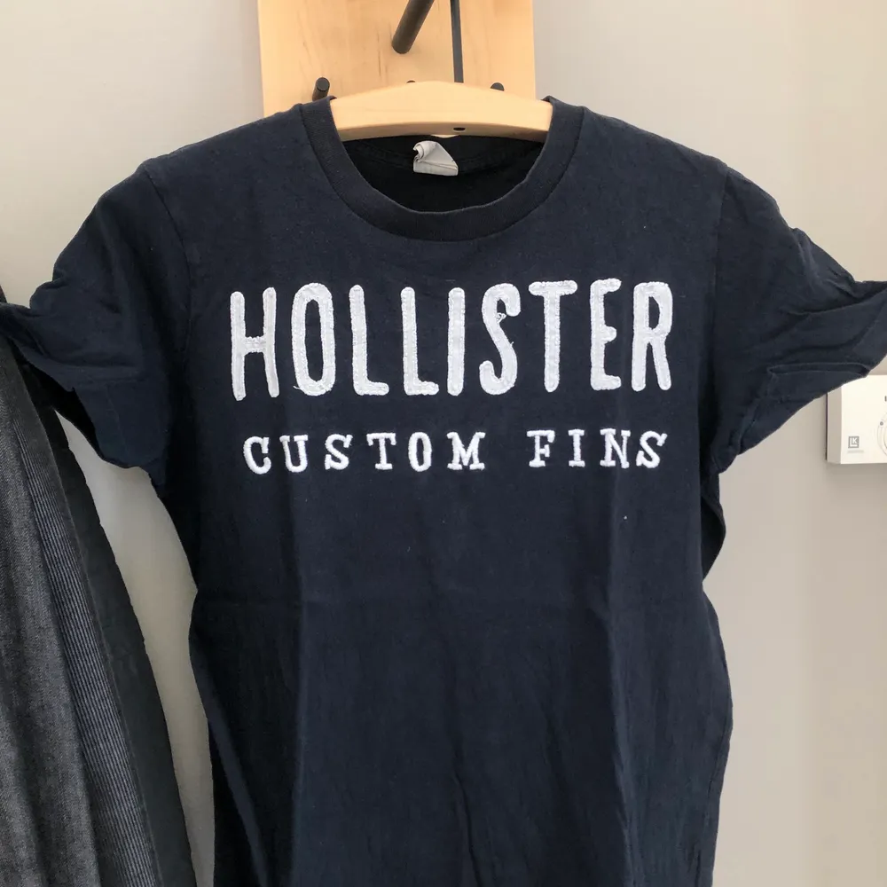 T-shirt från hollister. T-shirts.