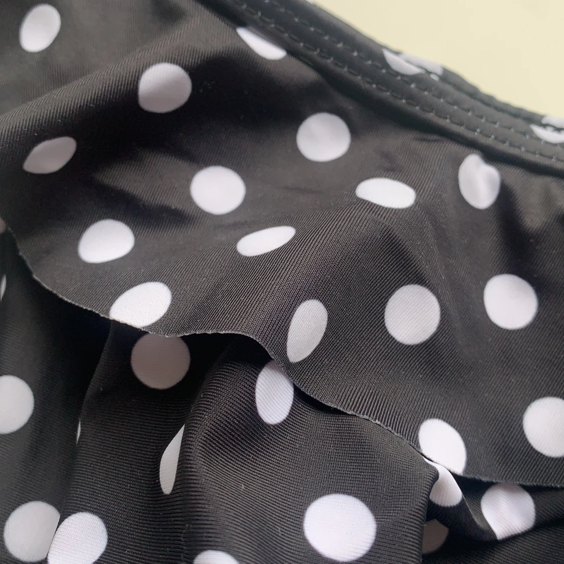 Prickig bikiniunderdel - 90