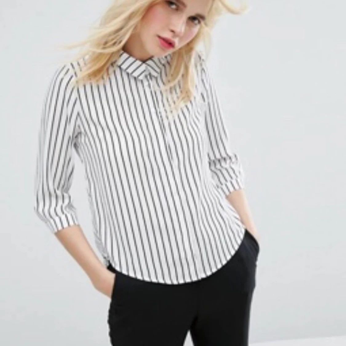 RANDIG SKJORTA FRÅN MONKI!